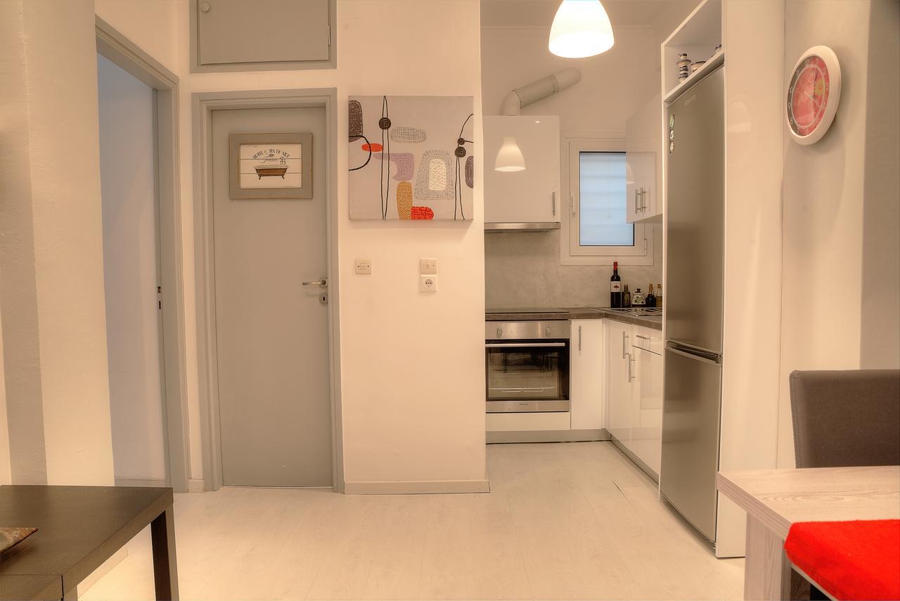 Cosy Apartment In Glyfada Center アテネ エクステリア 写真