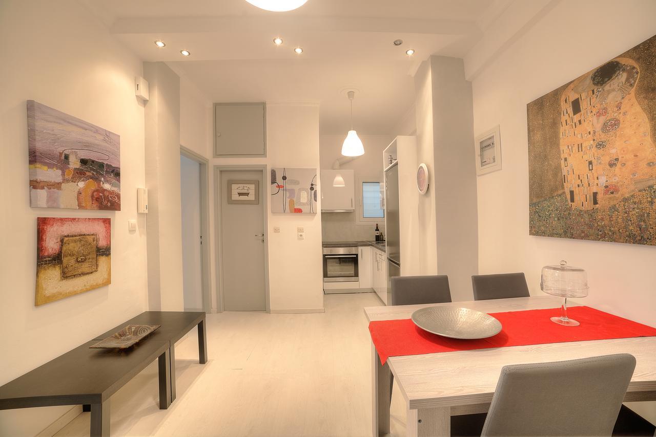 Cosy Apartment In Glyfada Center アテネ エクステリア 写真