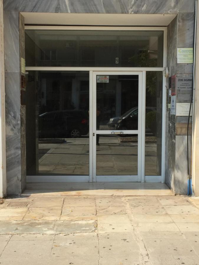 Cosy Apartment In Glyfada Center アテネ エクステリア 写真
